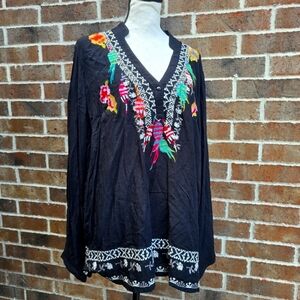 NWT Como Black Embroidered Tunic Top Size Large Boho Floral Long Sleeve
